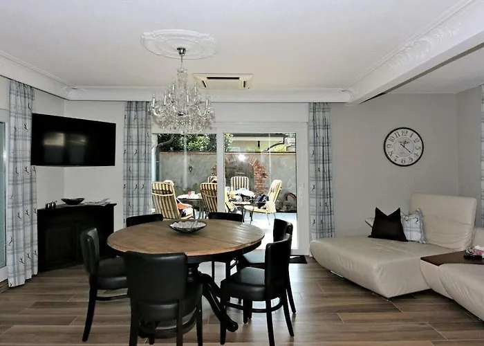 Location With Pool